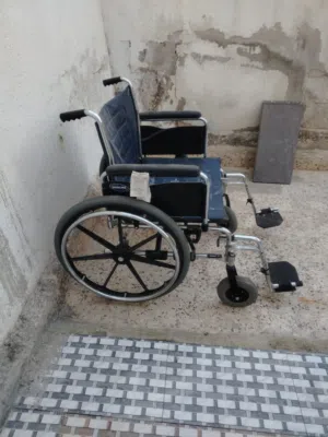 كرسي متحرك للبيع