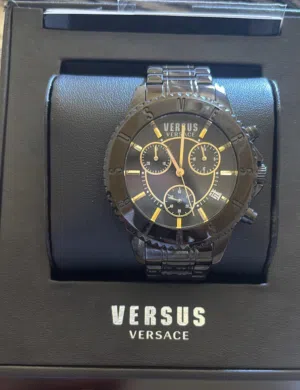 ساعة فرساتشي استخدام بسيط جدا