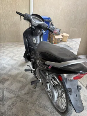 للبيع دراجة هوندا ويف (Honda Wave) بحالة ممتازة – جاهزة للاستخدام بسعه سريعه قابل للتفاوض