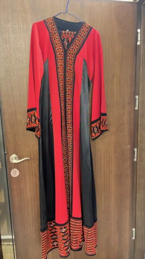 ثوب الملكة رانيا