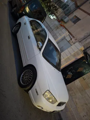 للبيع هونداي XD 2001 اتوماتيك