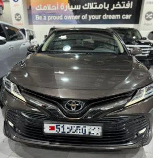 Toyota Camry متوفرة الآن في معرض رويال كلاس للسيارات لا تفوّت الفرصة وامتلك سيارتك اليوم