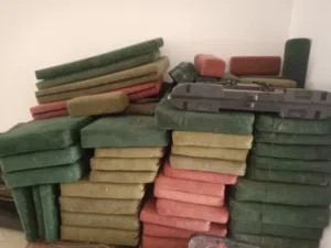 قاعدة عربي للبيع ( مربوعة )