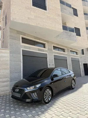 used-hyundai-ioniq-in-jericho