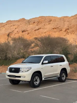 Used Toyota Land Cruiser in Al Ain