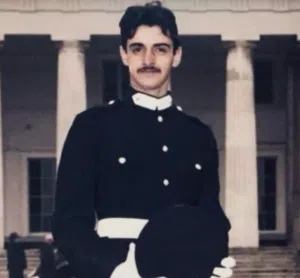 علي الظنحاني 