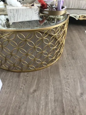 طاولة من هوم سنتر ليزرية