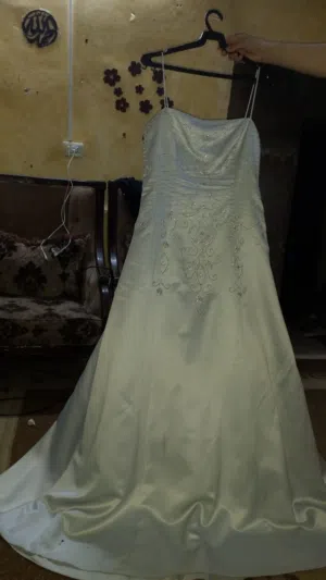 فستان سهرة
