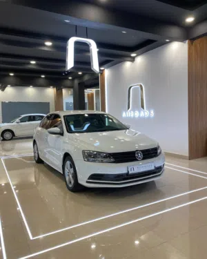 VOLKSWAGEN JETTA 2018