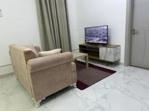 غرفه كبيره وحمام مفروشه اول ساكن ببوشر large room and a furnished bathroom the first resident