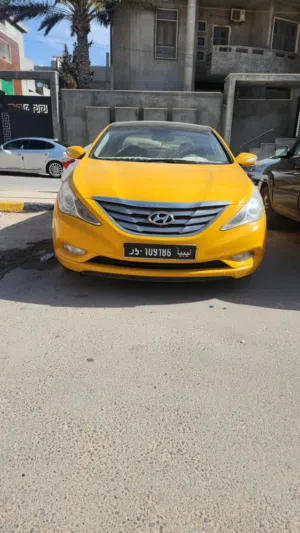 Used Hyundai Sonata in Tripoli