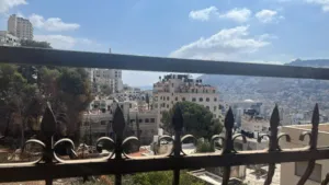 شقة للبيع في نابلس- الجبل الشمالي