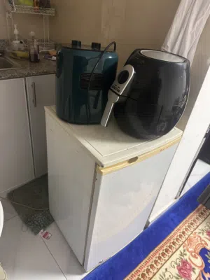 للبيع ثلاثه مع قلايه هوائيه