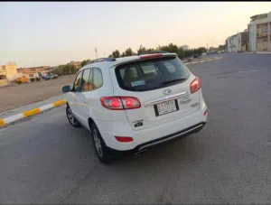 Used Hyundai Santa Fe in Baghdad