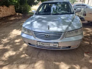 للبيع هونداي أزيرا محرك 33. ماشية/ 200،km. السعر/ 12700دينار
