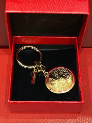 ميداليه كارتيه Cartier