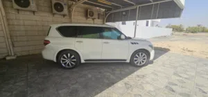 2012 infiniti qx56 4x4 very very clean car in very good condition