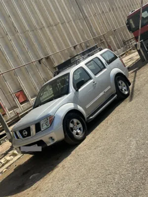 نيسان باثفندر 2007 رصاصي للبيع