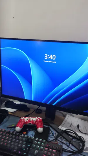 سلام عليكم LG ultragear للبيع 250 الف متوفر توصيل ومكاني الحلة