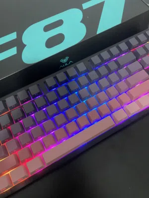 كيبورد F87 للبيع  شوف الوصف