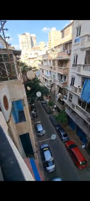 شقه للبيع بكامب شيزار شارع هليوبوليس