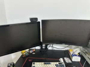 24" MSI monitors for sale  in Basra