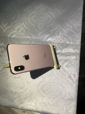 Apple iPhone XS 64 GB in Tripoli