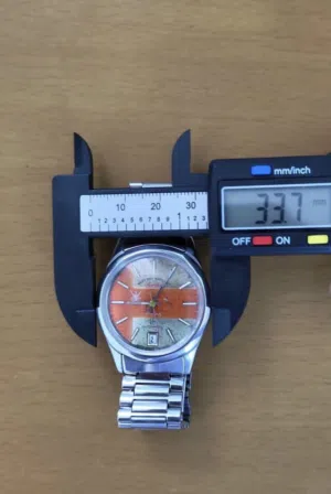 ساعة وستند توزيعات