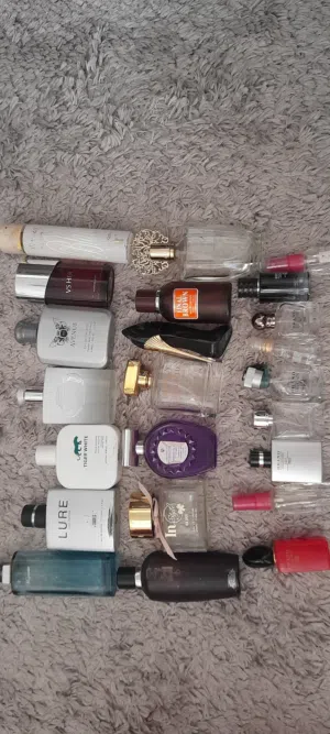 قزايز عطر فاضيه اصليه للبيع