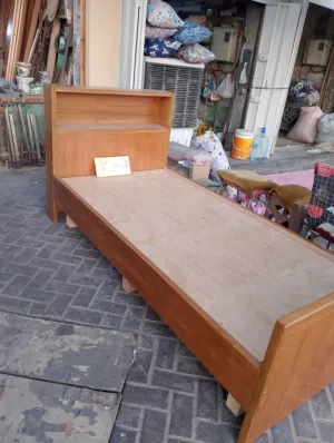 اسره نفر راس مكتبه جمله ومفرد