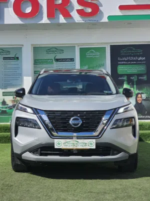 Used Nissan Rogue in Muscat