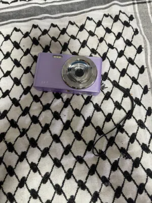 كاميرا نهدية مستعملة