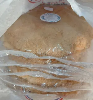 خبز عماني بطحين البر طازج