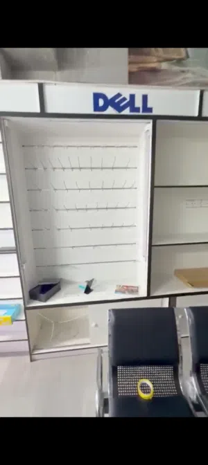 ديكور وارفف محل موبايلات للبيع