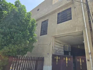 وحدتين سكينة بيت مع مشتمل