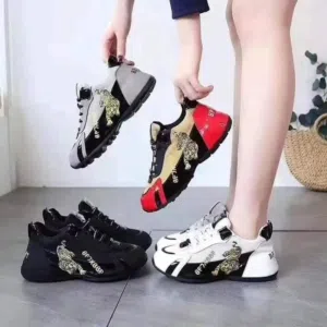 أحذية جديدة