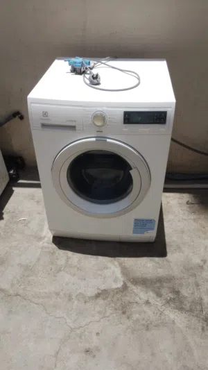 Brand new 9 kg washing machine Electrolux