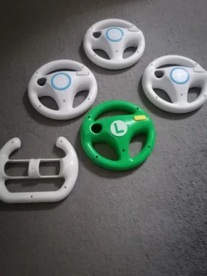 ايدين واغراض نينتندو Wii كل قطعه الها سعر  Nintendo Wii accessories