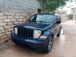 Used Jeep Liberty in Al Khums