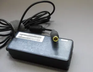 شاحن لابتوب لينوفو أصلي Lenovo