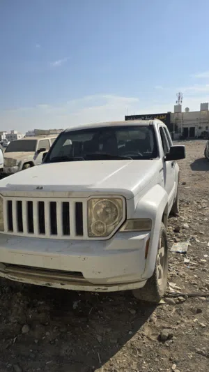 قطع غيار سكراب جيب ليبرتي لبرتي أمريكي 2008 سته سلندر Jeep Liberty spare parts