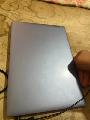 لاب توب لينوفو Lenovo IdeaPad 1 بحجم صغير ونظيف جداً مع الشاحن الأصلي