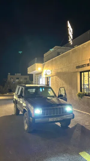 Used Jeep Cherokee in Amman