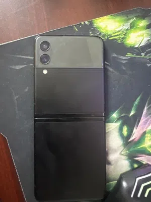 Samsung Galaxy Z Flip 256 GB in Amman