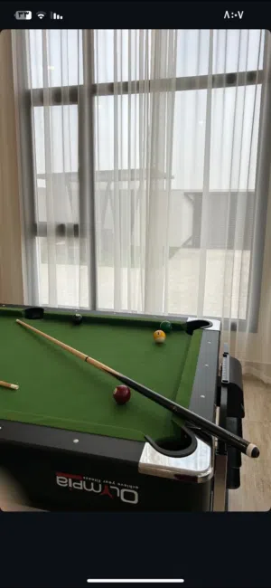 طاولة بلياردو وهوكي