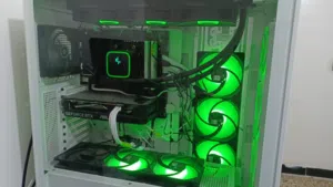 للبيع PC بمواصفات قويه