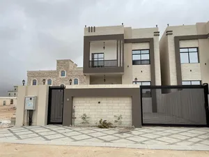 360 m2 More than 6 bedrooms Villa for Rent in Dhofar Salala