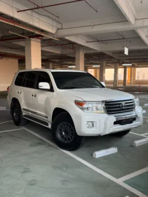 Used Toyota Land Cruiser in Ras Al Khaimah