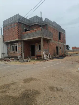290 m2 3 Bedrooms Villa for Sale in Tripoli Ain Zara
