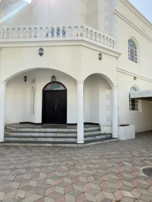 350 m2 4 Bedrooms Villa for Rent in Muscat Al Khoud
